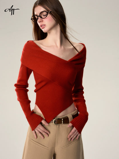LONG SLEEVES KNITTED SWEATER