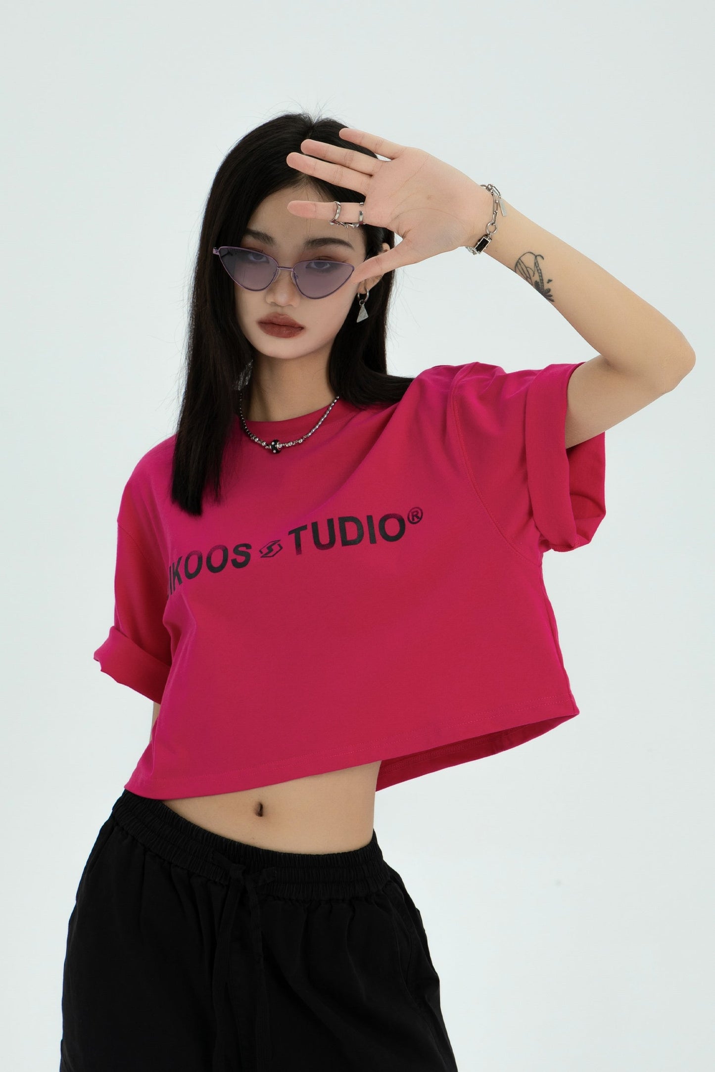 Cropped Loose Silhouette T-Shirt