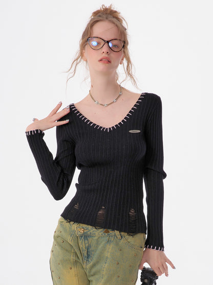 V-neck knit long sleeve T-shirt