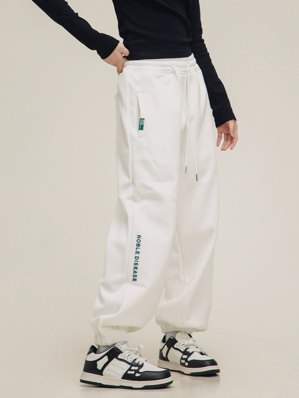 American label embroidered sweat pants