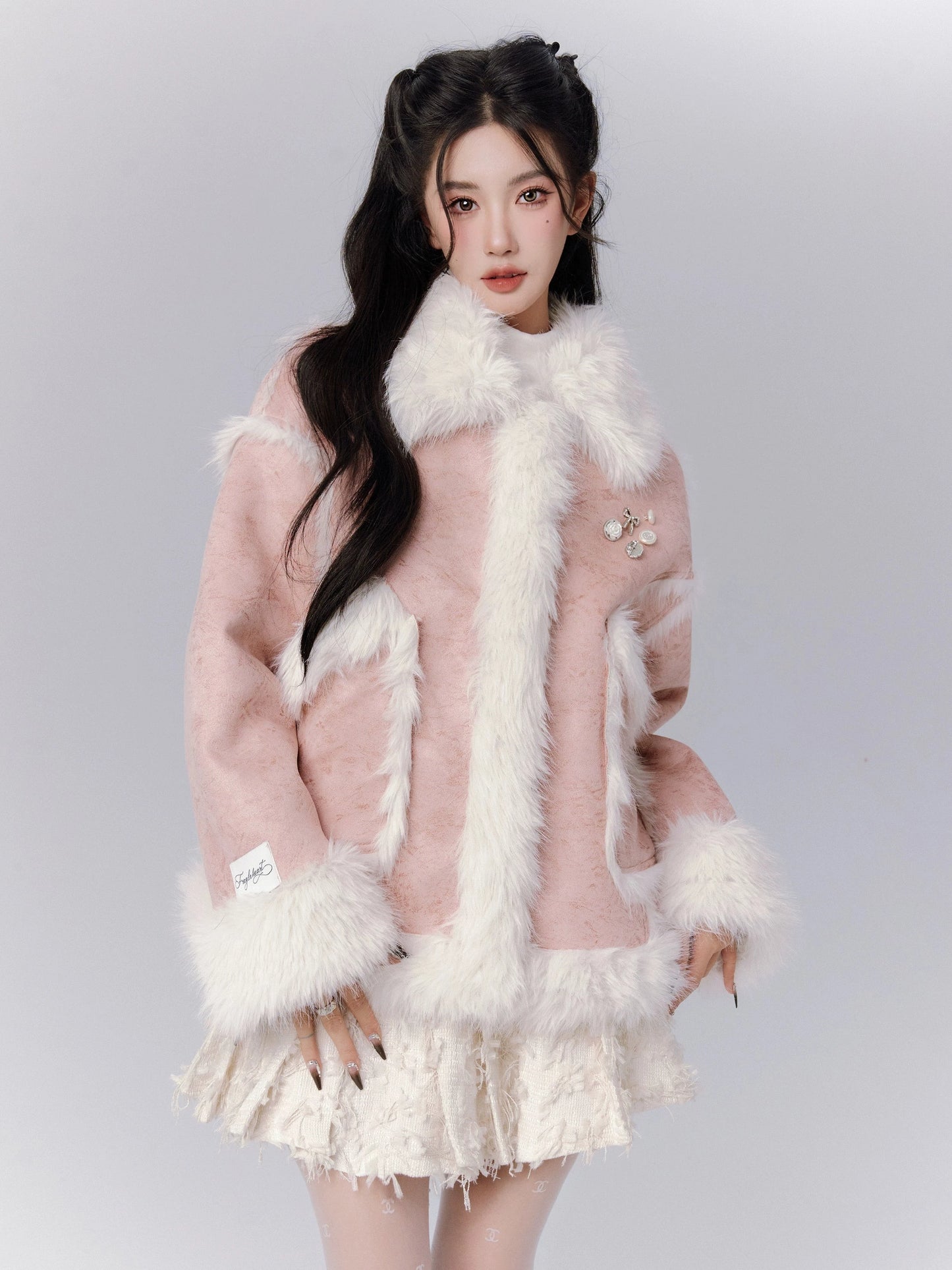 Fur Integrated Coat With Pleated Skirt Set