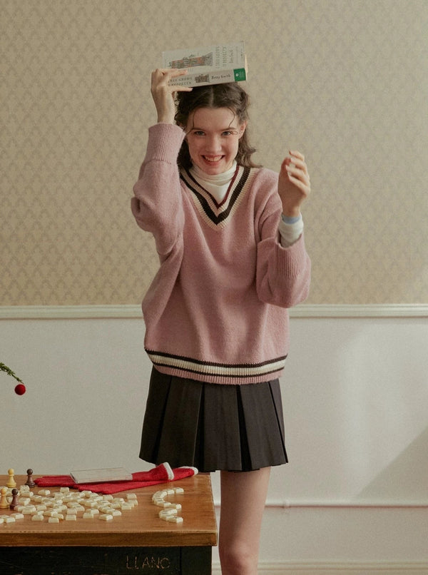 Sweater V-Neck College Vintage Top