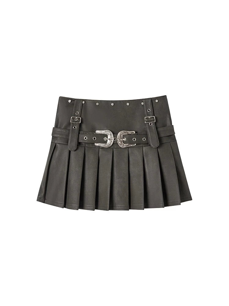 leather metal belt pleated skirt