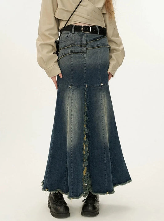 Star Rivet Slit Denim Skirt