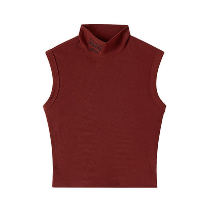 Tight-fitting high neck sleeveless with embroidery