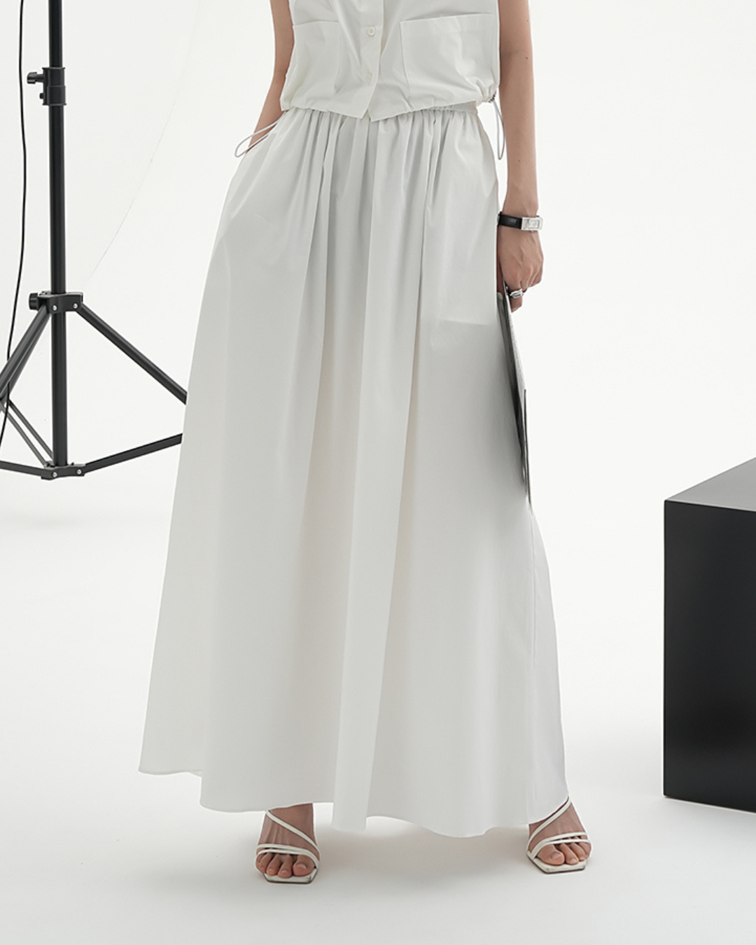 Sleeveless Shirt & Long Skirt