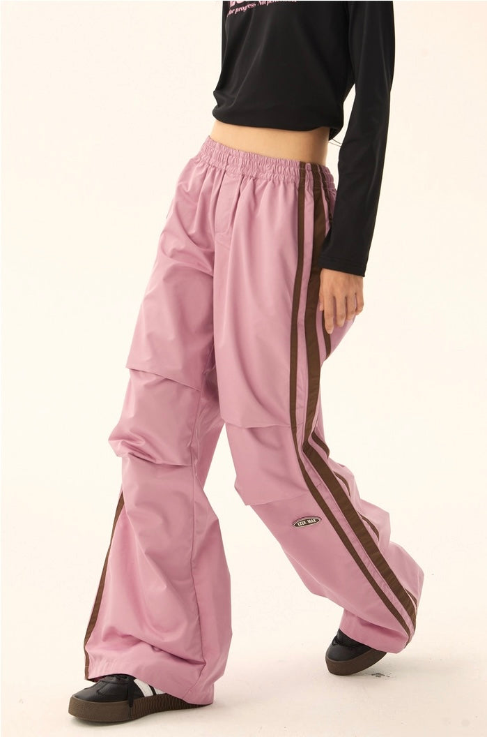 Sideline pleated pants